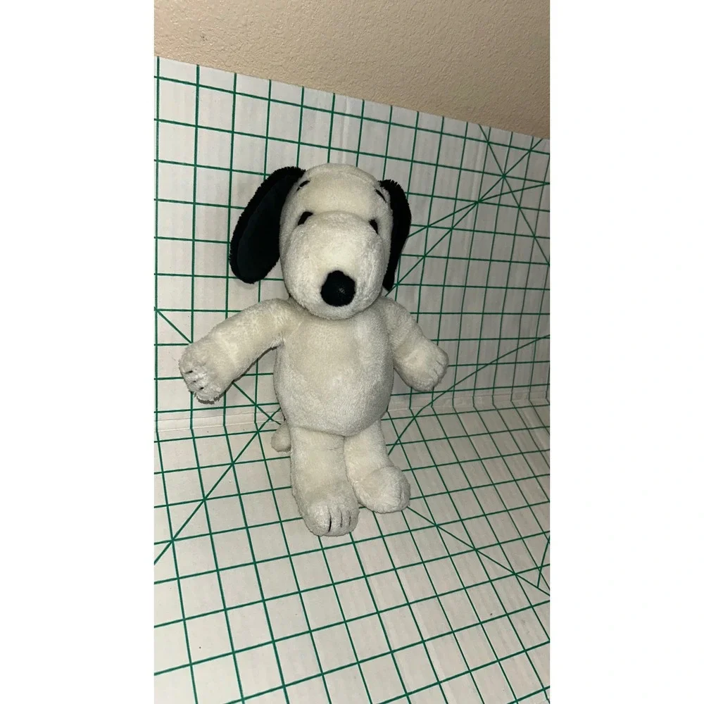 Vintage 1968 Snoopy Peanuts Plush United Feature Syndicate 12 Inch White Black